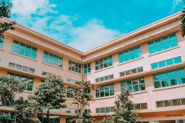 Sekolah Kencanauramjaya